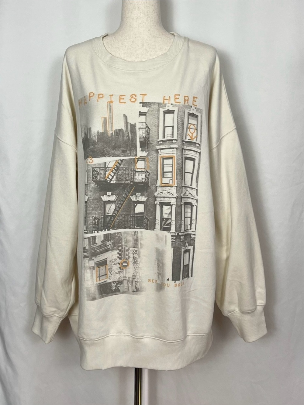 American Eagle Women’s Oversized Crew Neck Sweatshirt Cream Size XL